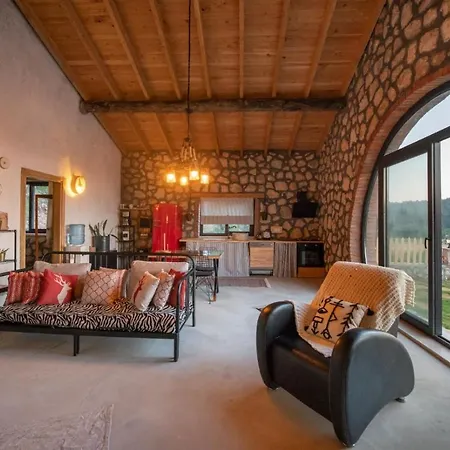 Villa Havuzlu Jakuzili Luex Tas Village *