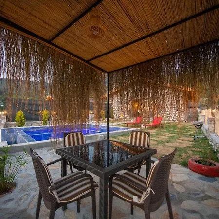 Ξενοδοχείο Havuzlu Jakuzili Luex Tas Village *