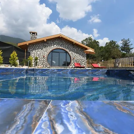Villa Havuzlu Jakuzili Luex Tas Village *