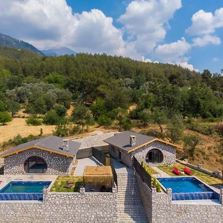 Ξενοδοχείο Havuzlu Jakuzili Luex Tas Village